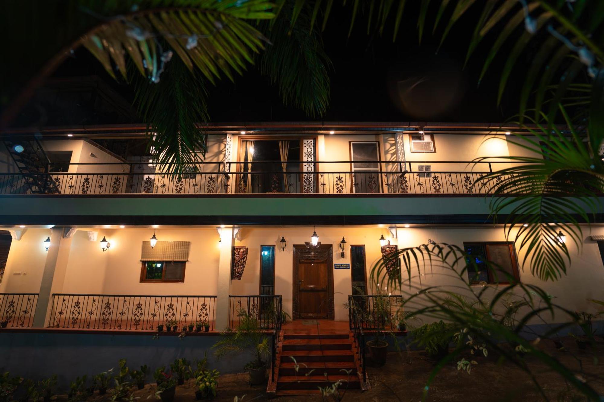 Kingmaker'S Plantation With River Stream Madikeri Bagian luar foto