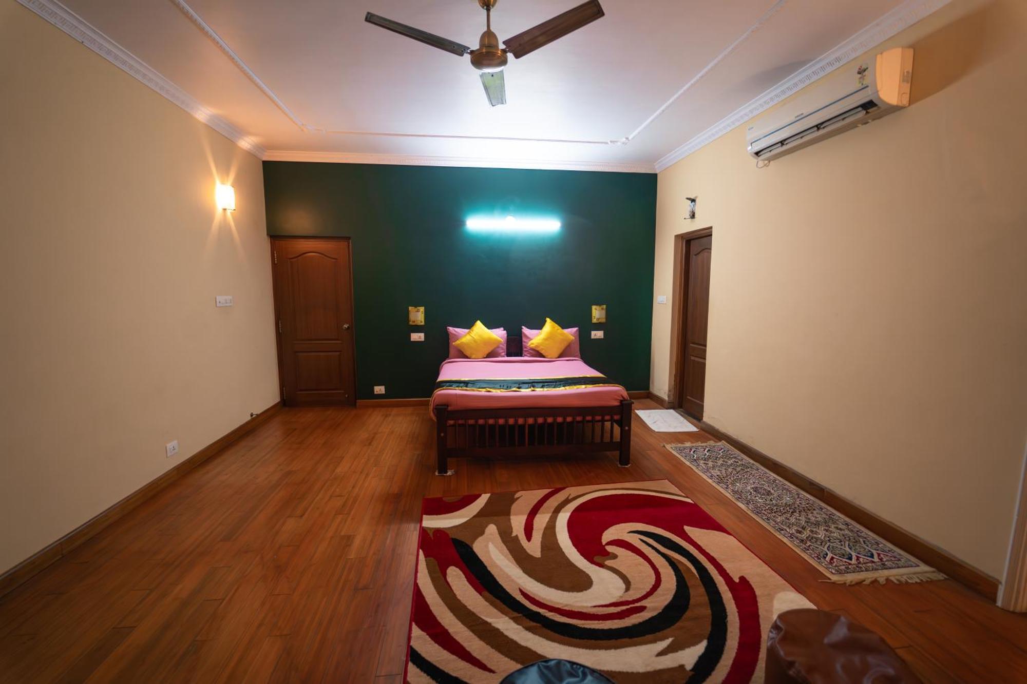 Kingmaker'S Plantation With River Stream Madikeri Bagian luar foto